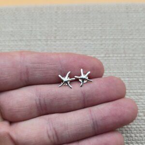 Sterling Silver Small Starfish Stud Earrings A5299